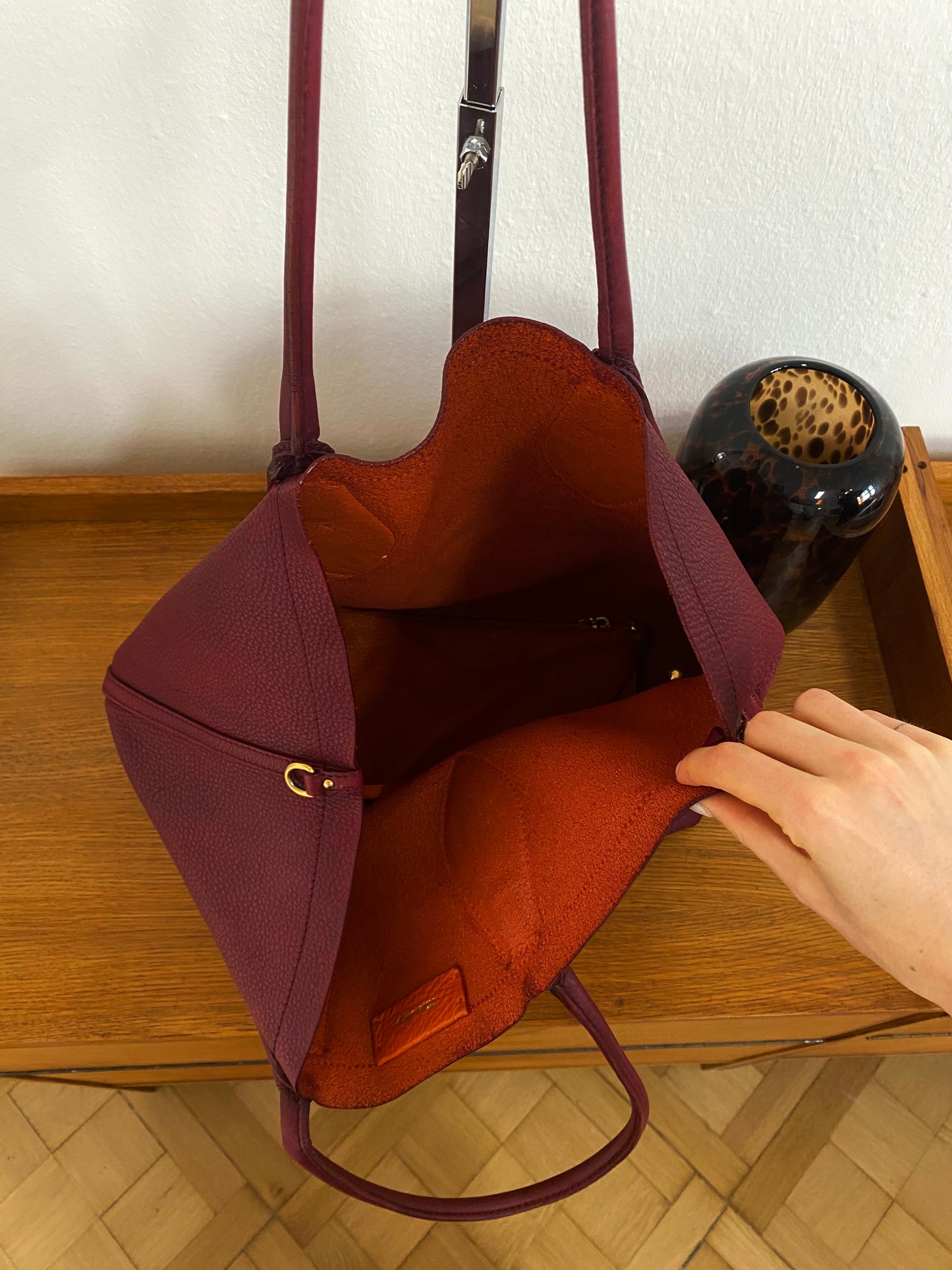 MIU MIU BURGUNDY TOTE BAG