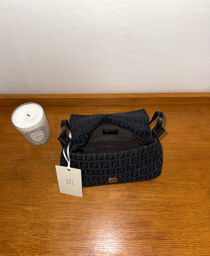 FENDI BAGUETTE BAG