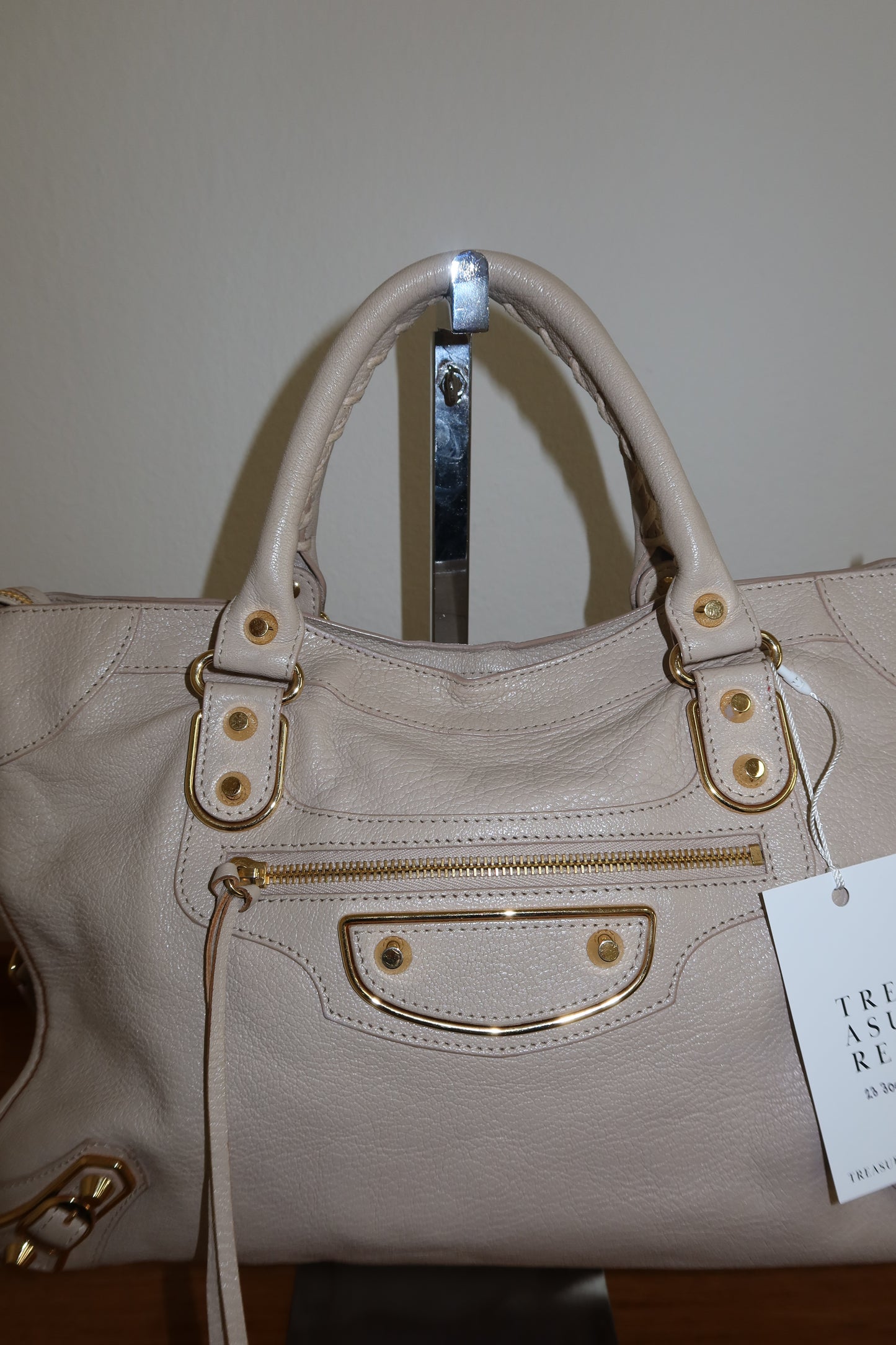 BALENCIAGA CITY BAG IN CREAM