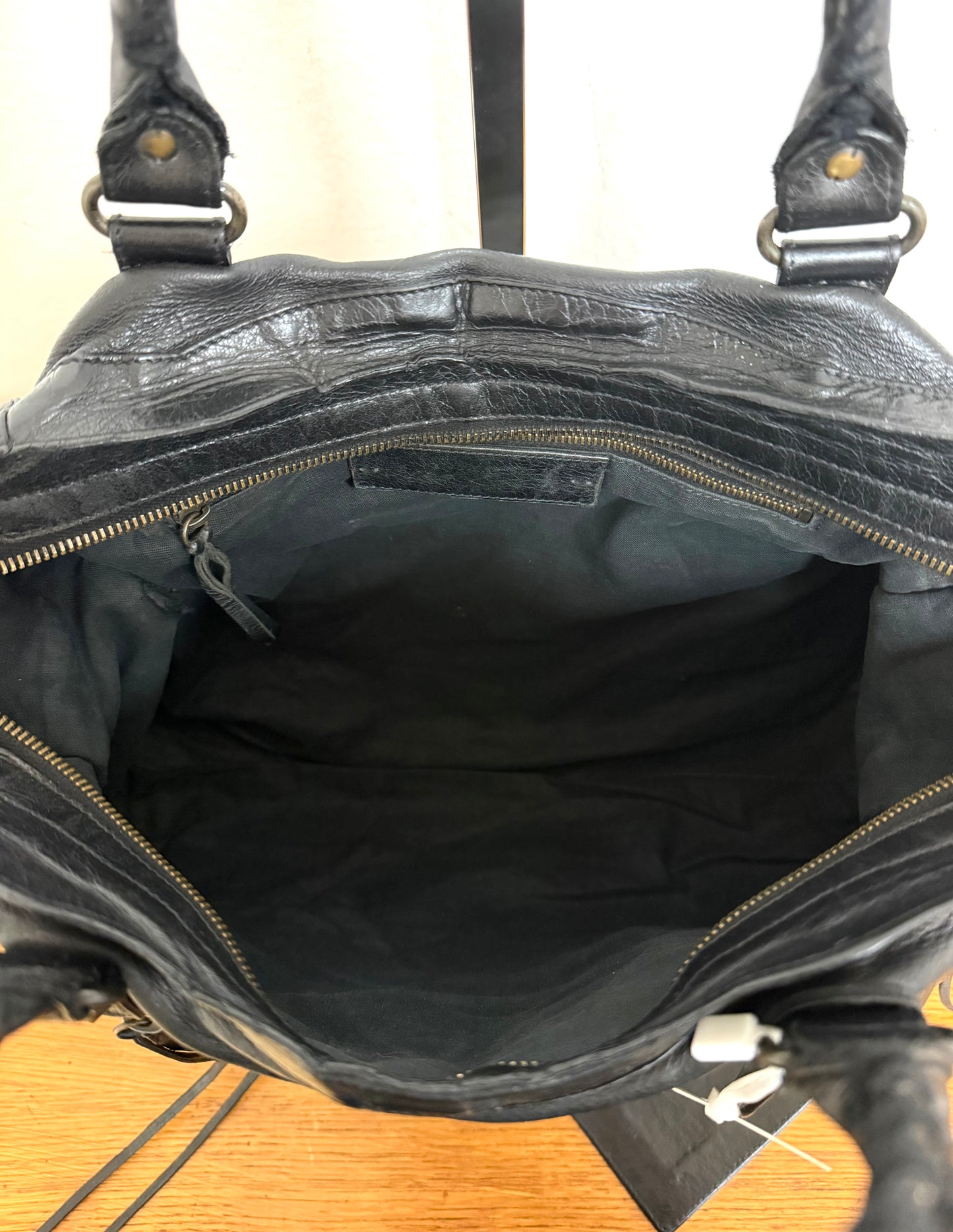 BALENCIAGA CITY BAG BLACK