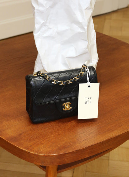 CHANEL CLASSIC SINGLE FLAP BAG TWIST LOCK 24K GOLD