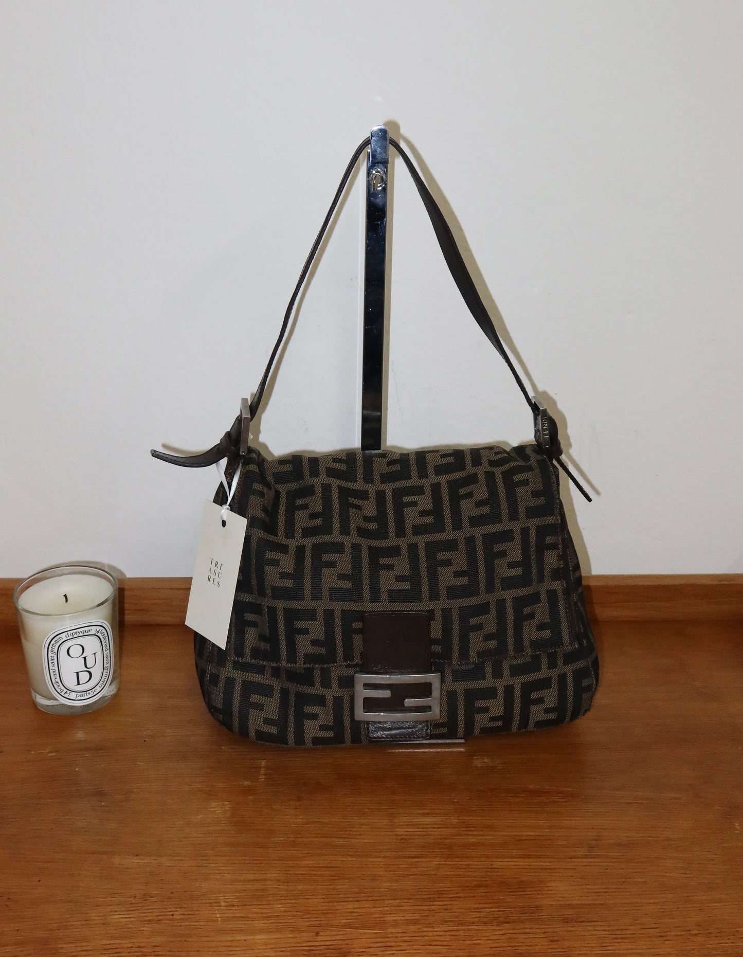 FENDI MAMMA BAGUETTE BAG