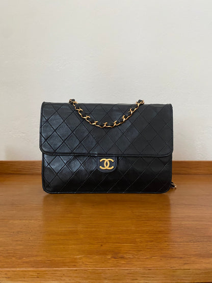 CHANEL CLASSIC SINGLE FLAP BAG