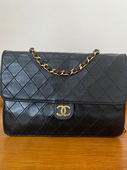 CHANEL CLASSIC SINGLE FLAP BAG