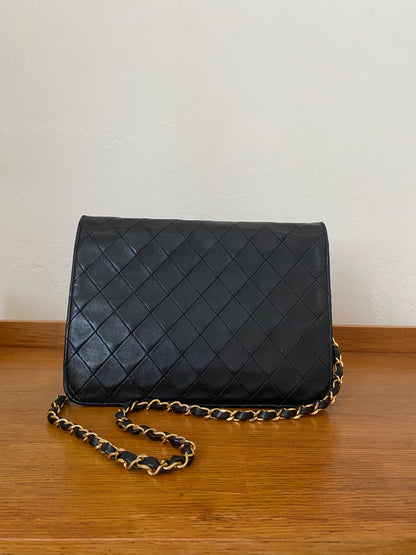 CHANEL CLASSIC SINGLE FLAP BAG