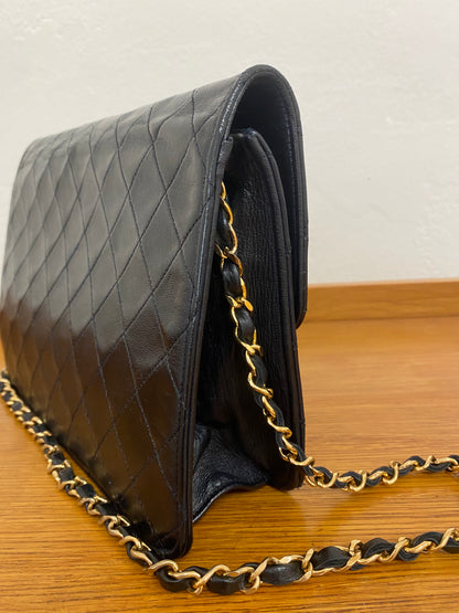 CHANEL CLASSIC SINGLE FLAP BAG