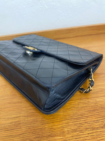 CHANEL CLASSIC SINGLE FLAP BAG