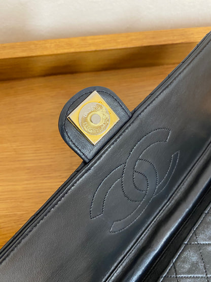 CHANEL CLASSIC SINGLE FLAP BAG