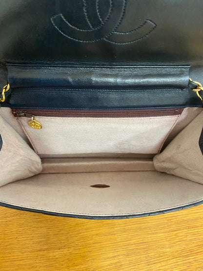 CHANEL CLASSIC SINGLE FLAP BAG