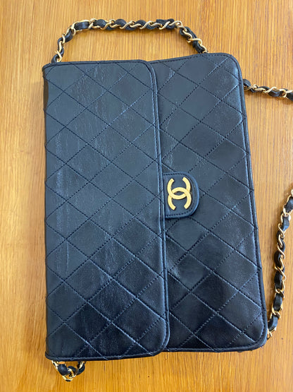 CHANEL CLASSIC SINGLE FLAP BAG